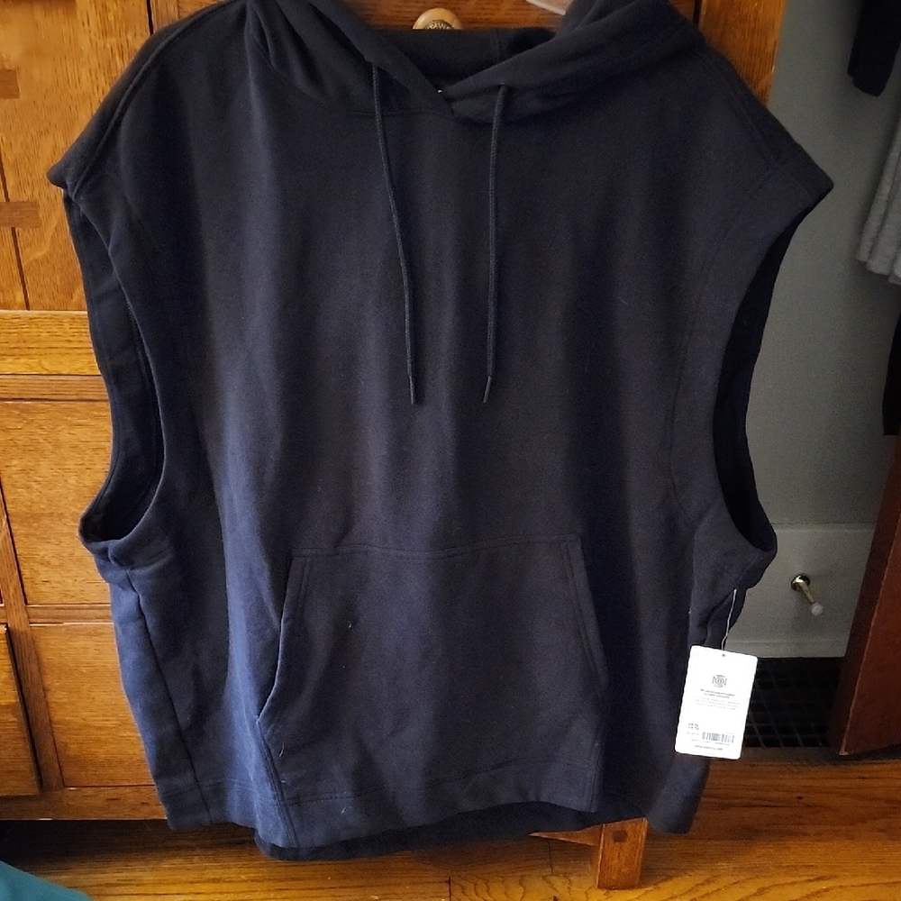 Athleta Retroplush Cocoon Sleeveless Hoodie